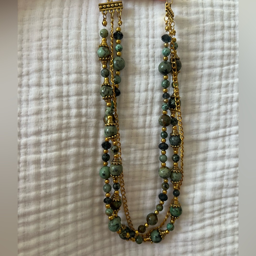 Natural green turquoise 3 strand neckless